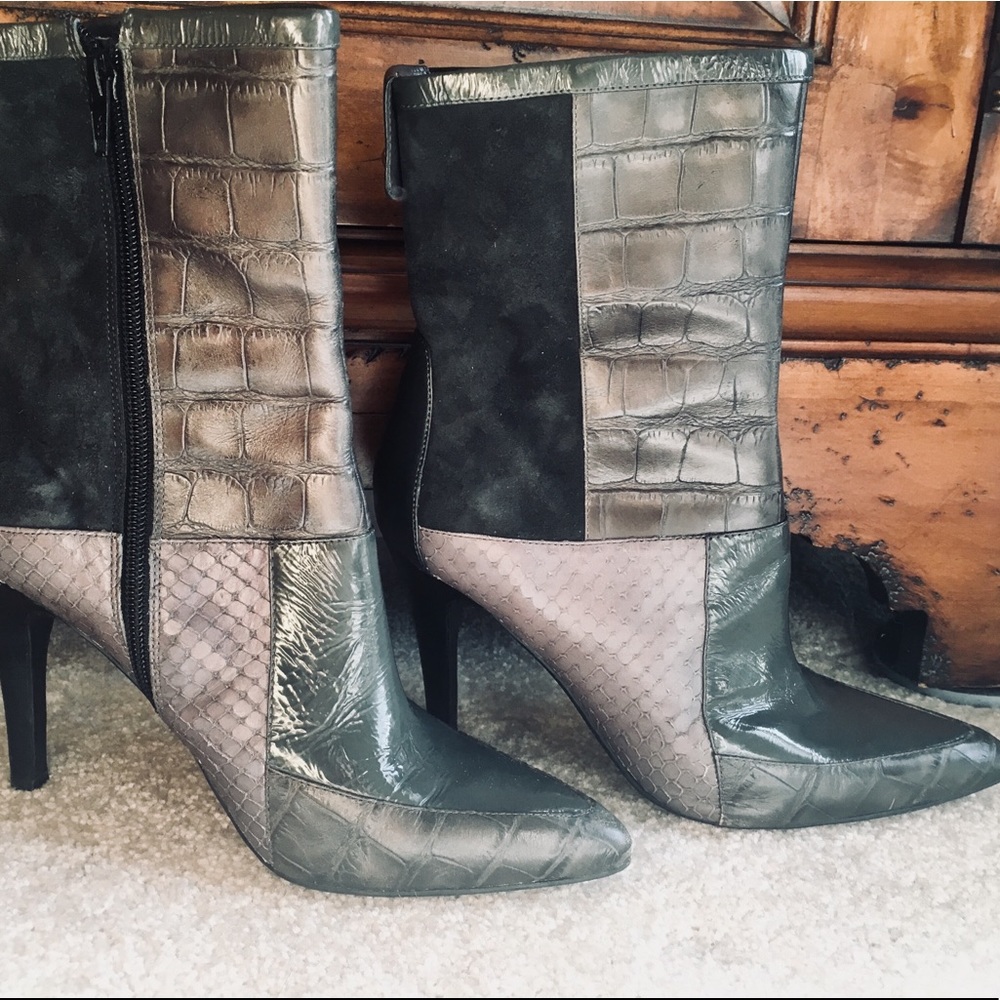 Nine West® boot, Women’s Sz 7.5/grey leather suede